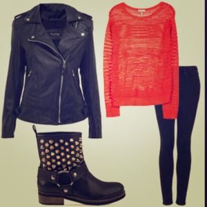 Comfy Cozy Coral Sweater!