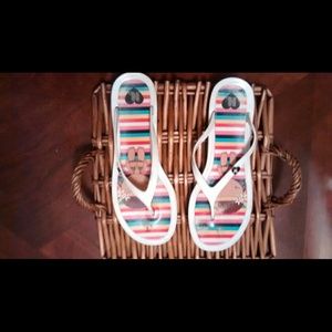 🎄🎄Harajuku Lovers- Thong White sandals