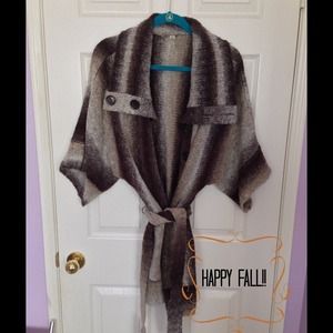 Gorgeous Button Down Sweater Coat with belt 🍂🍂🍂