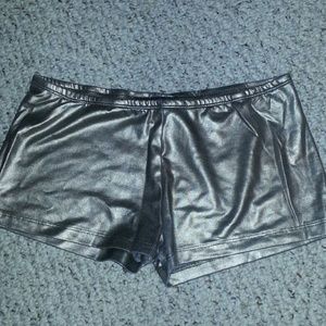 Gold / sepia color booty short