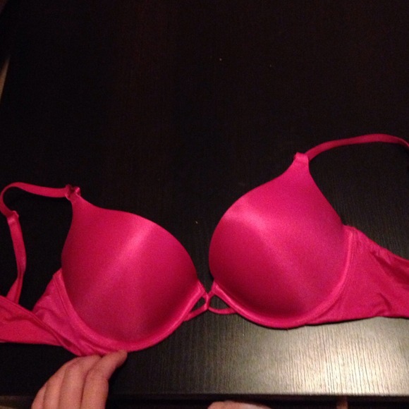 Bundled Victoria's Secret bras