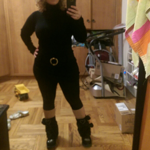 Turtle neck dress - Picture 4 of 4