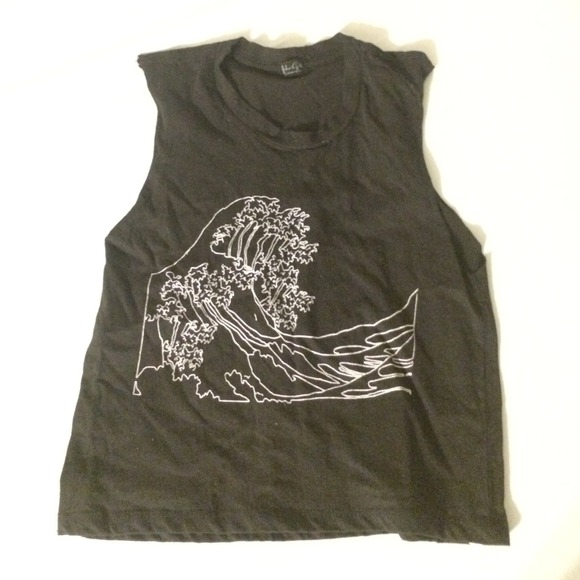 Brandy Melville wave cropped tank