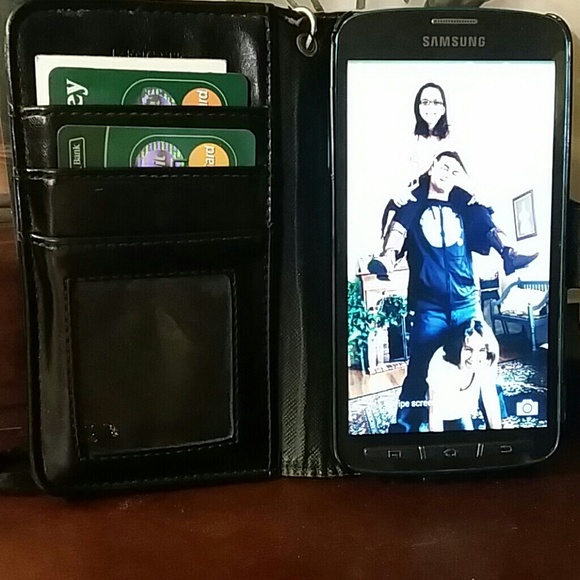Samsung galaxy S4 active for AT&T - Picture 4 of 4
