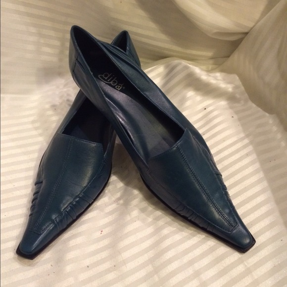 NEW!!👄Dark Teal closed shoes👄👄