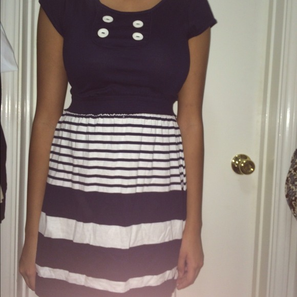 Navy dress ❄️