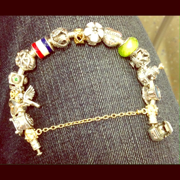 No sale I just want to show off my pandora - Picture 1 of 1