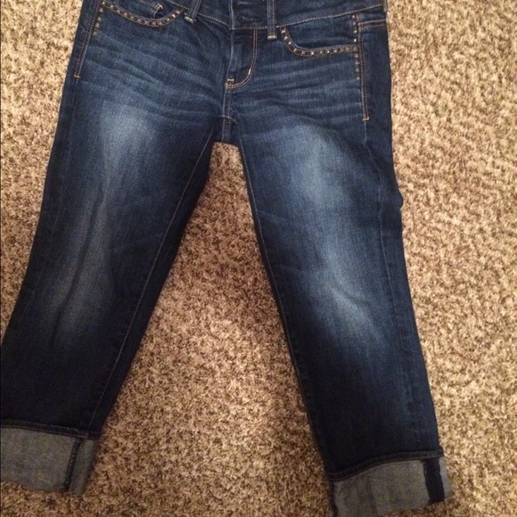American eagle low rise fitted capris