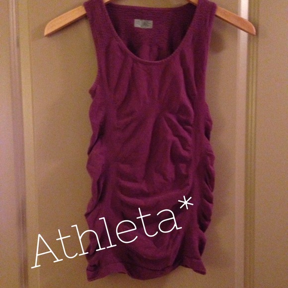 Athleta scrunch top size xs