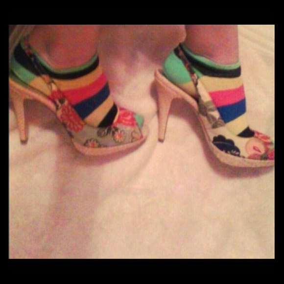 Steve Madden Heels - Picture 1 of 4
