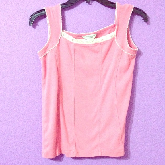 GUESS PINK TANK