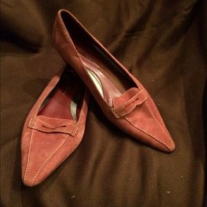 NEW!!🌷🌷Casual Corner Suede Flats🌷🌷