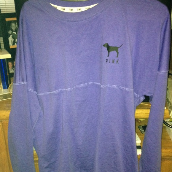 VS long sleeve shirt