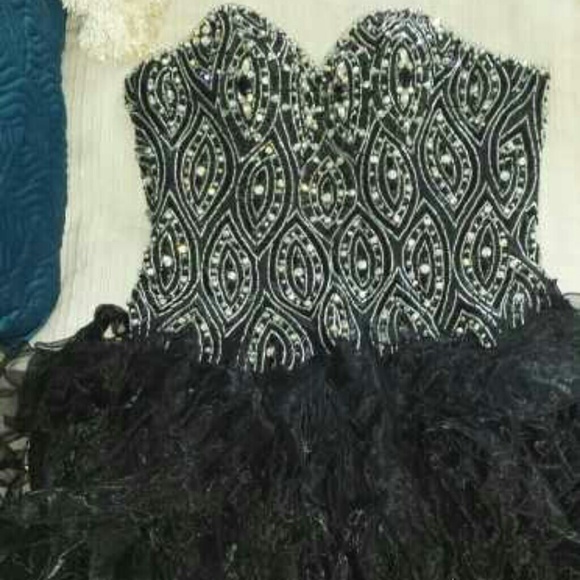 Heavily Beaded Fun Black Jovani Cocktail - Picture 2 of 2