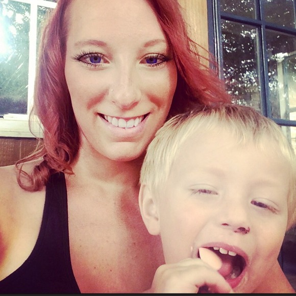 😍MEET YOUR SELLER😍 - Picture 4 of 5