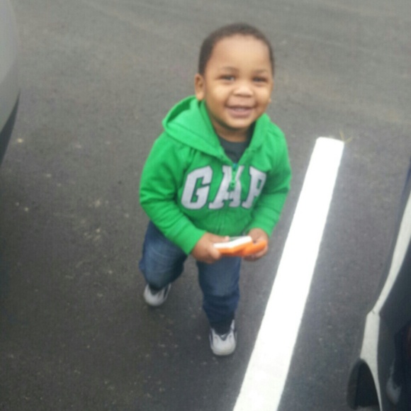 POSH FINDS - Picture 2 of 4