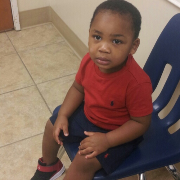 POSH FINDS - Picture 4 of 4