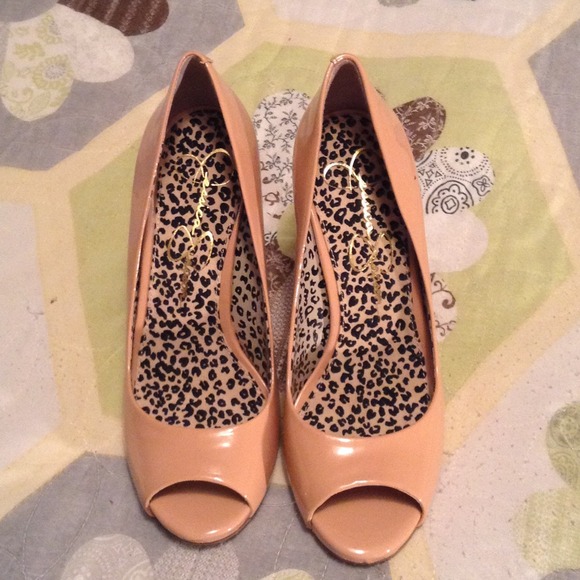 Jessica Simpson Beige Peep-toe Shoes
