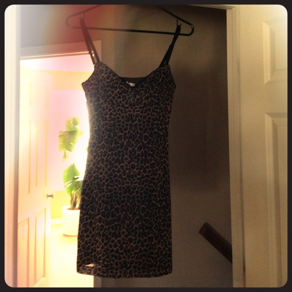 Leopard dress size S.... Worn once like new