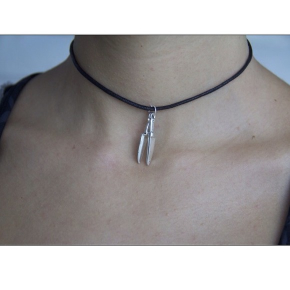 Anti-feelings necklace