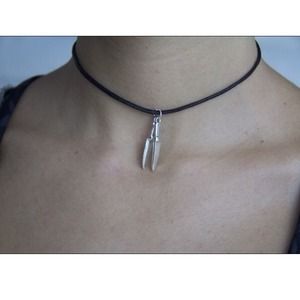 Anti-feelings necklace