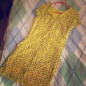 Cozy yellow dress from Zara