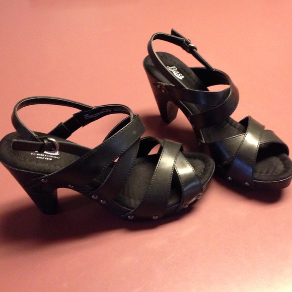 Bass black sandals