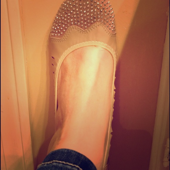 Kawai Shoes - Jeweled tan ballet flats