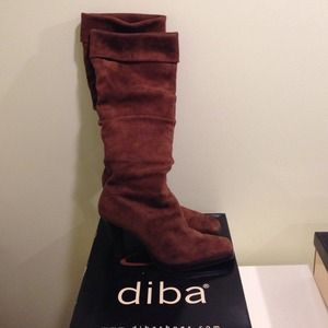 REDUCED!! Brown Knee-high Boots