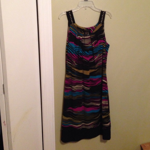 Multi colored dress size M.