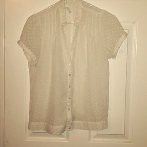 🌺White eyelet sheer top🌺