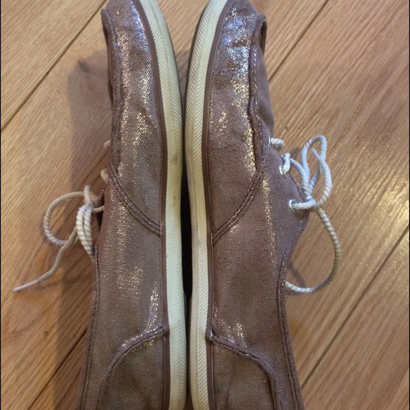 Pink Keds - Picture 2 of 3