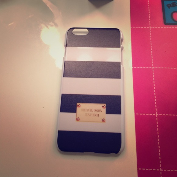 Mk black and white iPhone 6 plus case