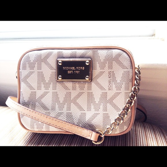 Michael Kors Jet Set Logo Crossbody