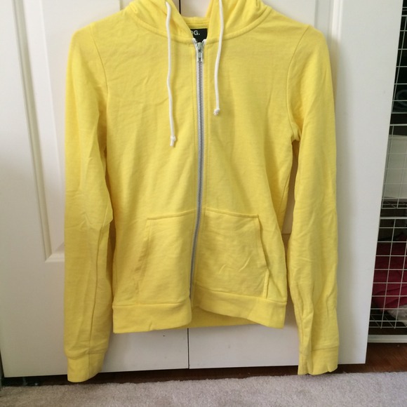 SOLD ON MERCARINeon yellow zip-up