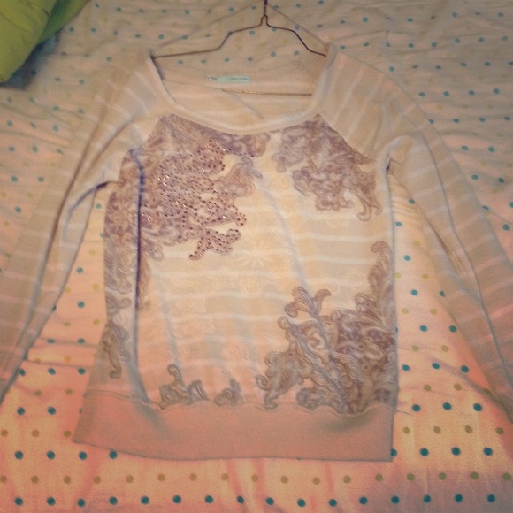 Maurice's sweater
