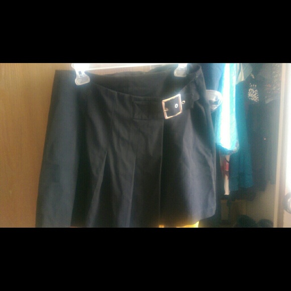 Wrap skirt black