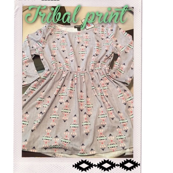 🌟PRICE REDUCED🌟 Tribal babydoll top