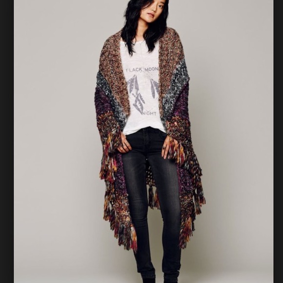 Free People Other - ❗️IN SEARCH OF FREE PEOPLE MEENA SHAWL❗️