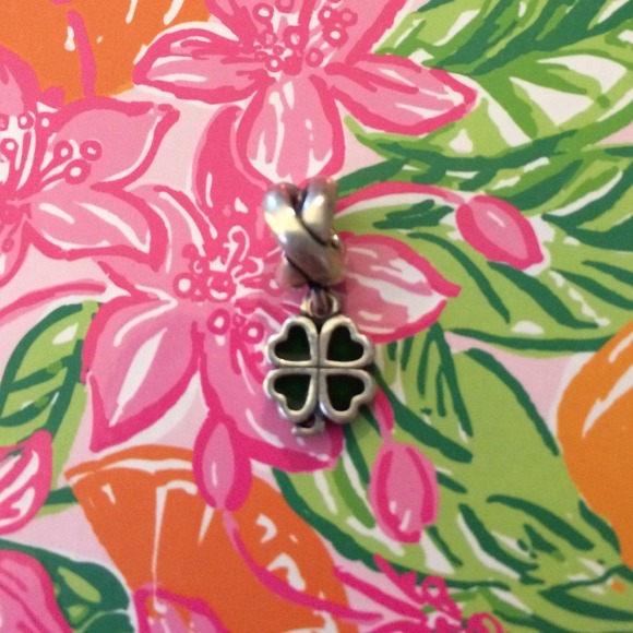 Green four leaf clover dangle pandora charm