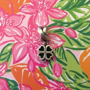 Green four leaf clover dangle pandora charm