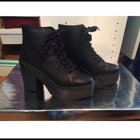 Super trendy boots!