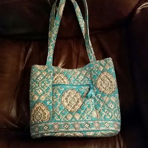 Cute Vera Bradley purse with matching wallet