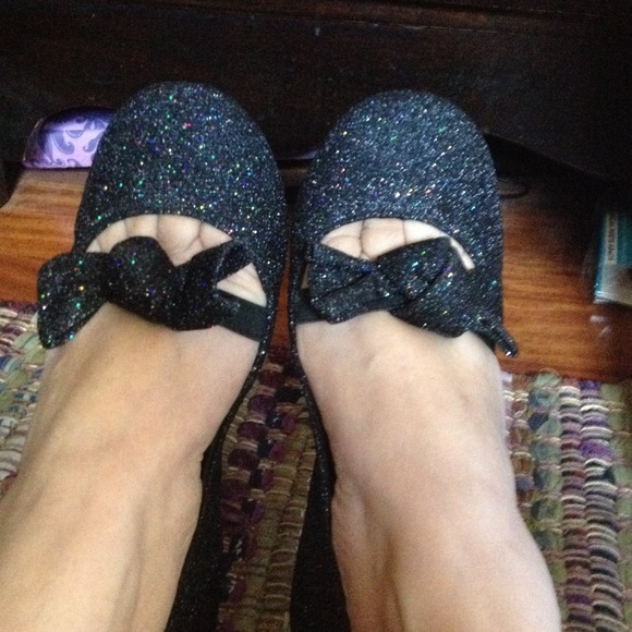 Sparkly Black Big Buddha Flats