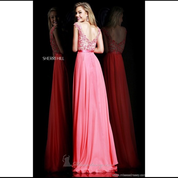 11151 - SHERRI HILL