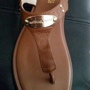 Michael Kors?Plate Thong Sandal