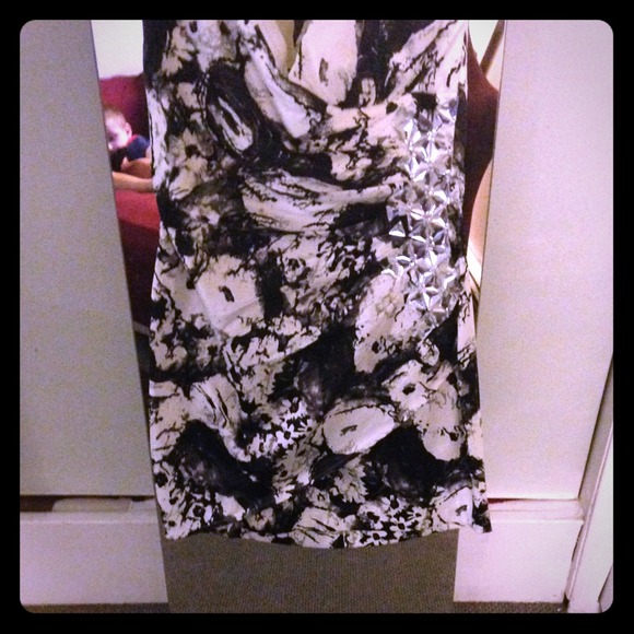 LOVE cocktail dress - Picture 1 of 3