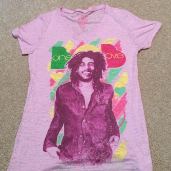 Women's Bob Marley T-shirt!!