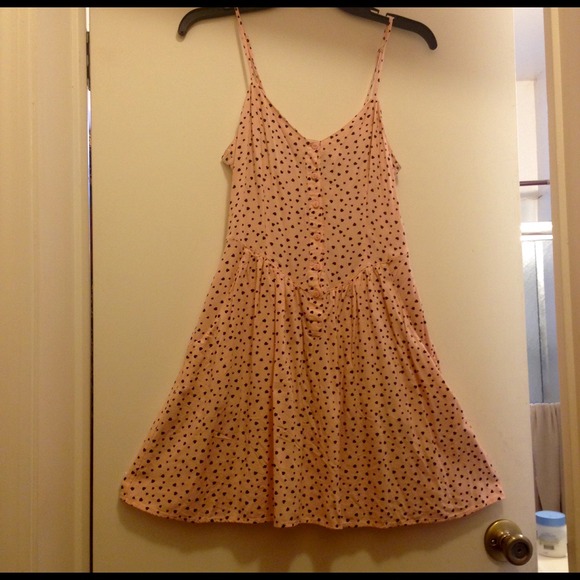 Cute pink dress with little black hearts