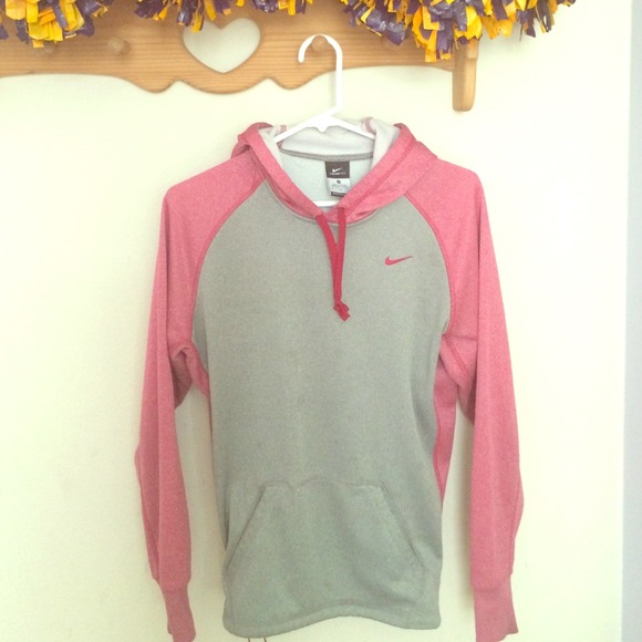 Nike Sweater